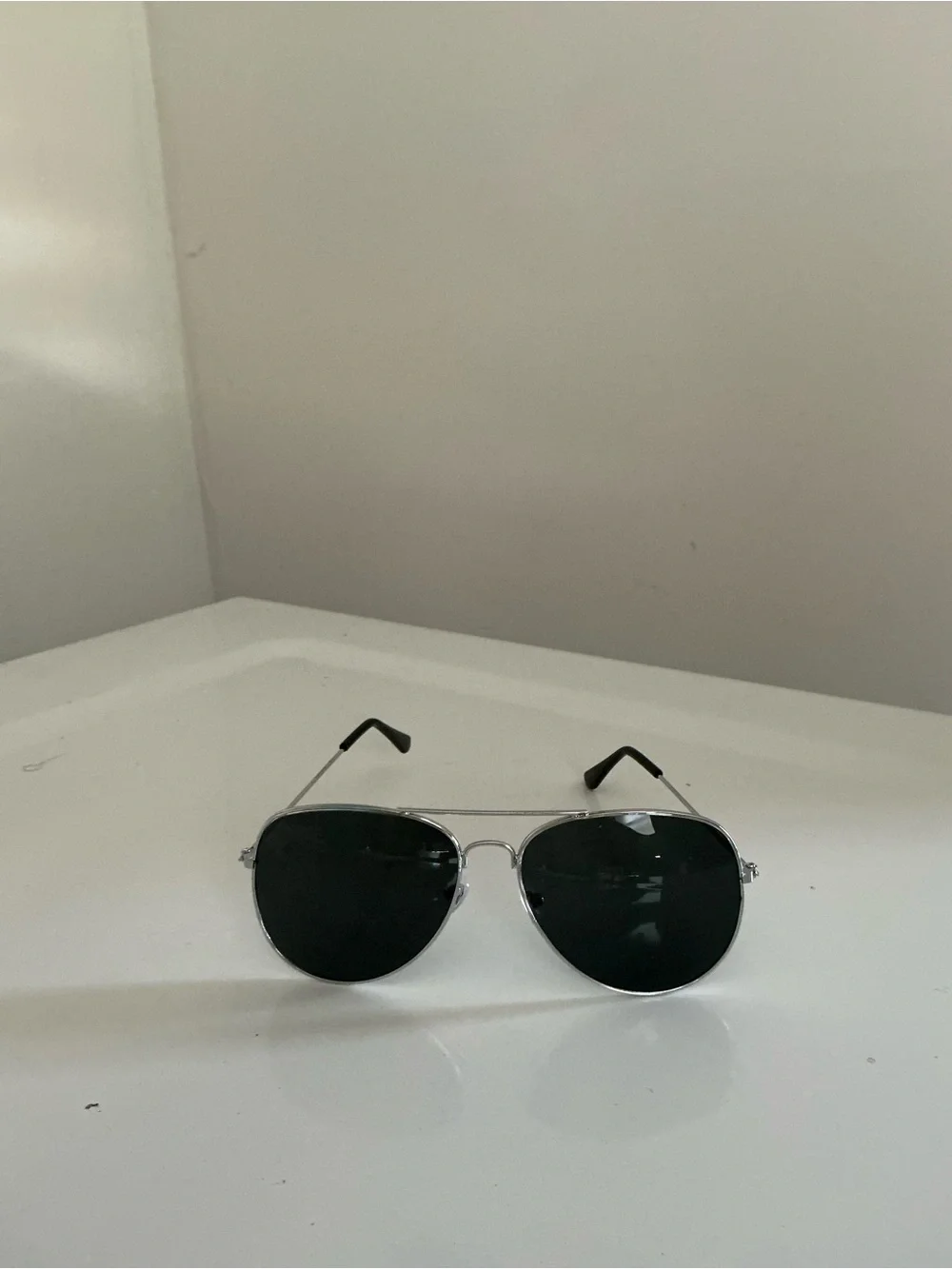 Classic Men’s Aviator Sunglasses - Black Lenses, Silver Frame